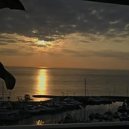 Διαμέρισμα Le Balcon Des Anges Vue Panoramique Sur L 'azur Parking Gratuit Villeneuve-Loubet