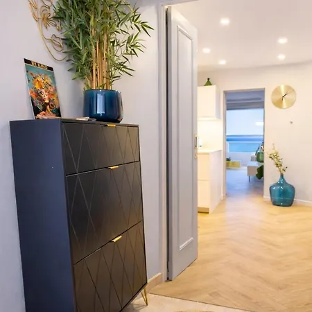 Le Balcon Des Anges Vue Panoramique Sur L 'azur Parking Gratuit Apartment Villeneuve-Loubet