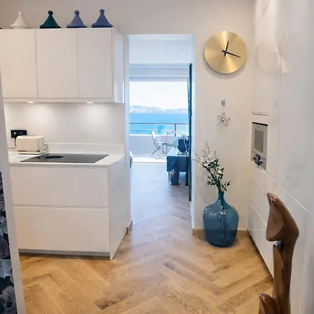 Le Balcon Des Anges Vue Panoramique Sur L 'azur Parking Gratuit *